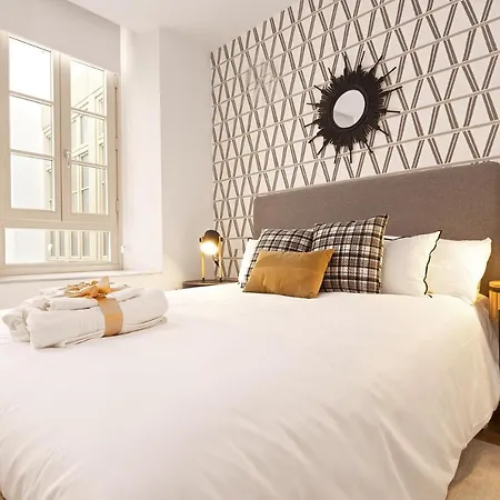 Apartment *